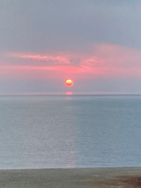 日本海に沈む夕日