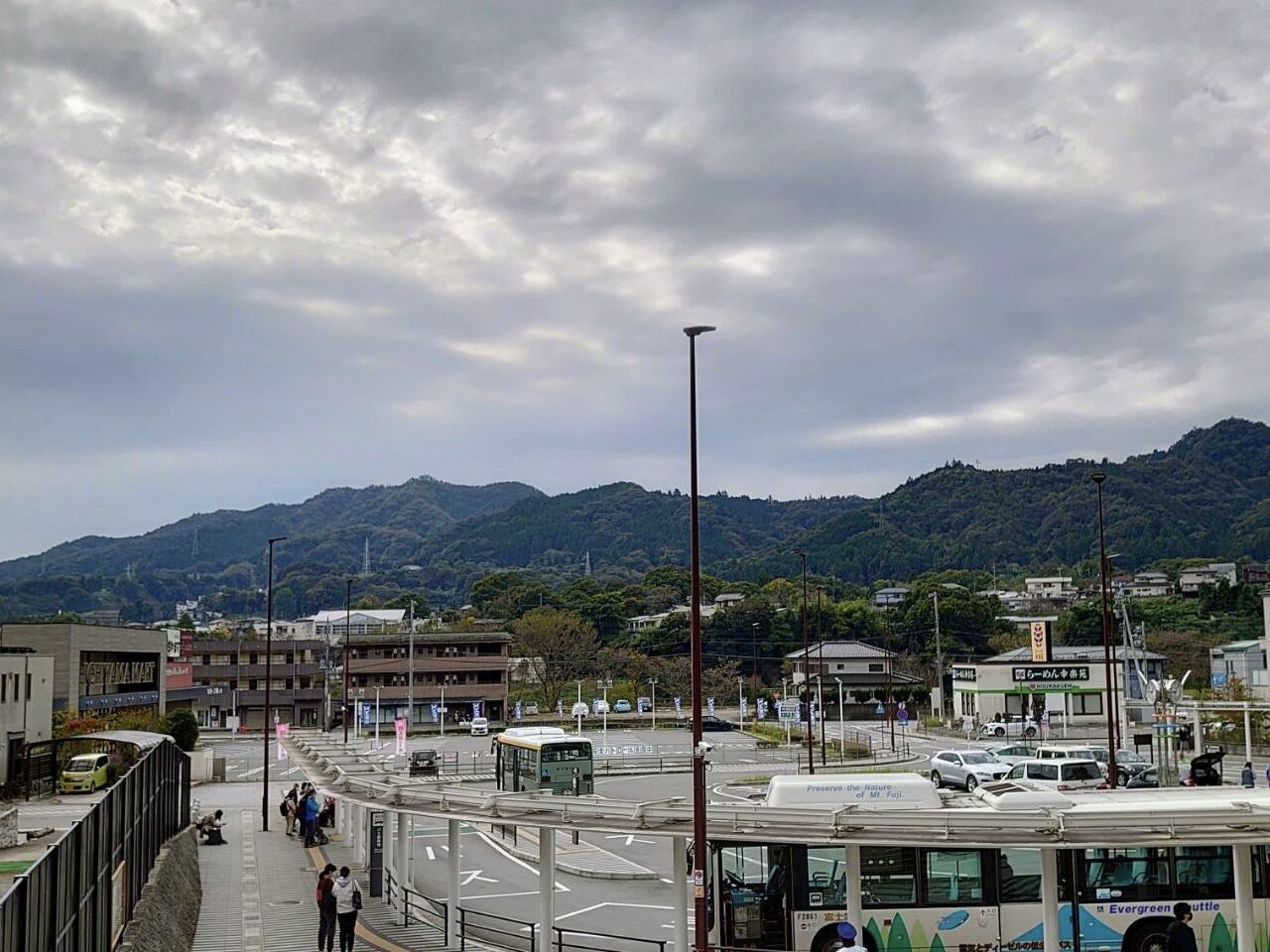 山梨駅前